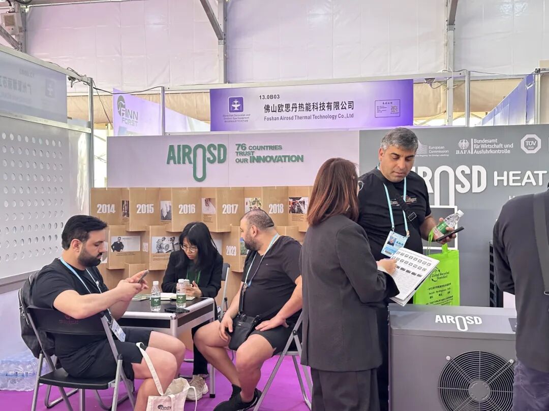 Naročila AIROSD so na kantonskem sejmu eksplodirala!