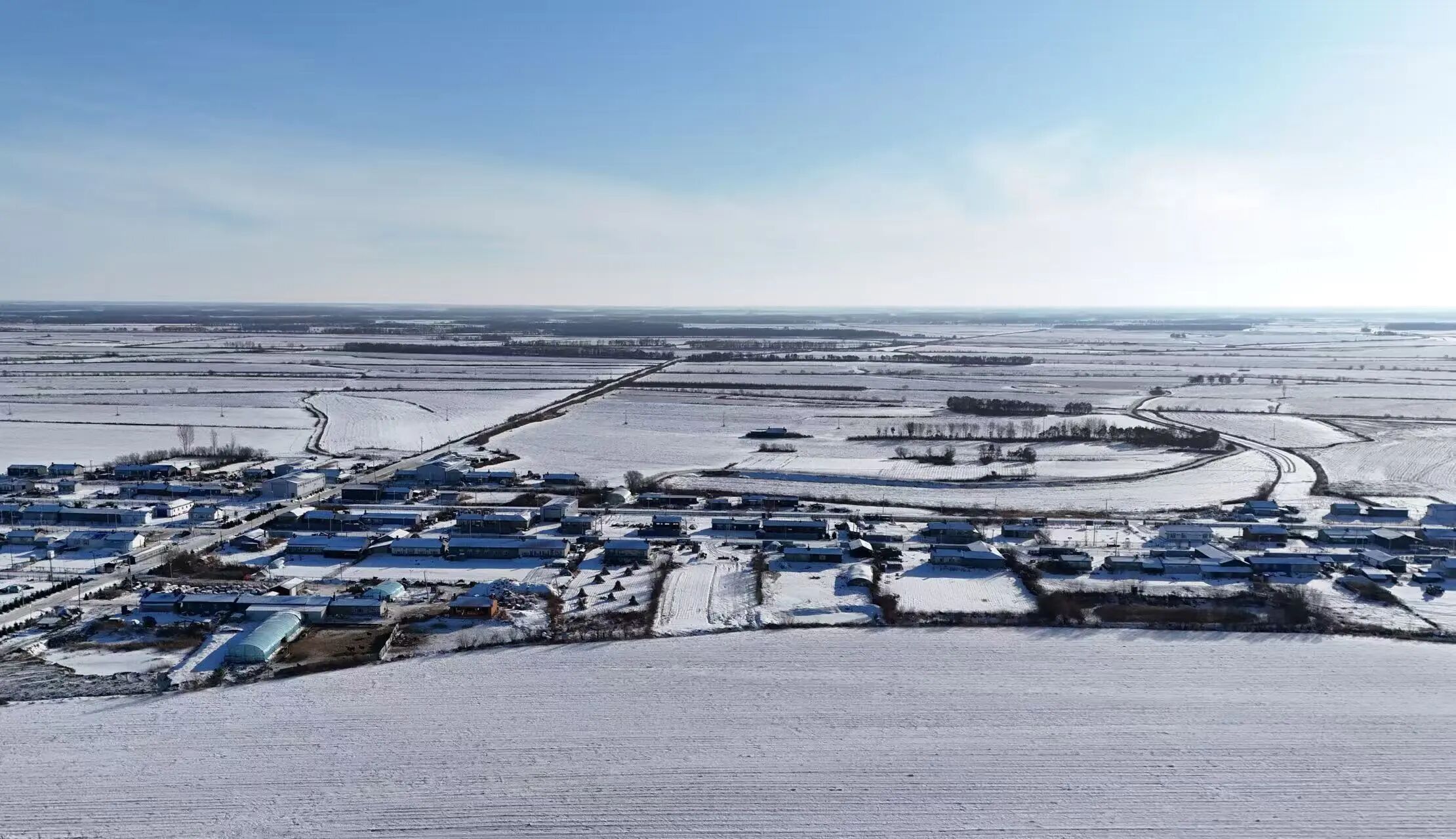 Ultra-low temperature operation heat pump units