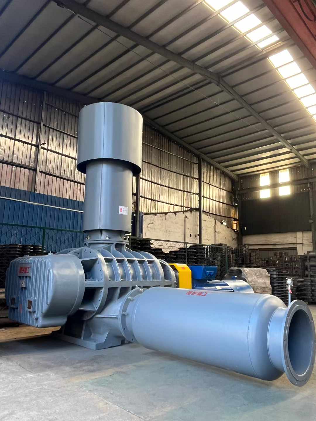 Stainless steel steam compressor
