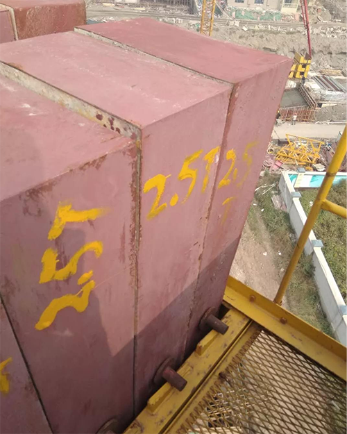 About the counterweight block of the tower crane