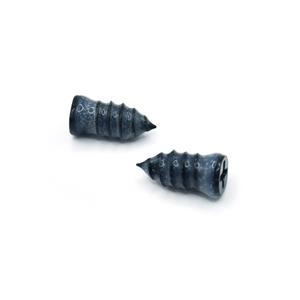 Fabrication de crampons en carbure de précision pour pneus, garantissant une traction hivernale fiable.