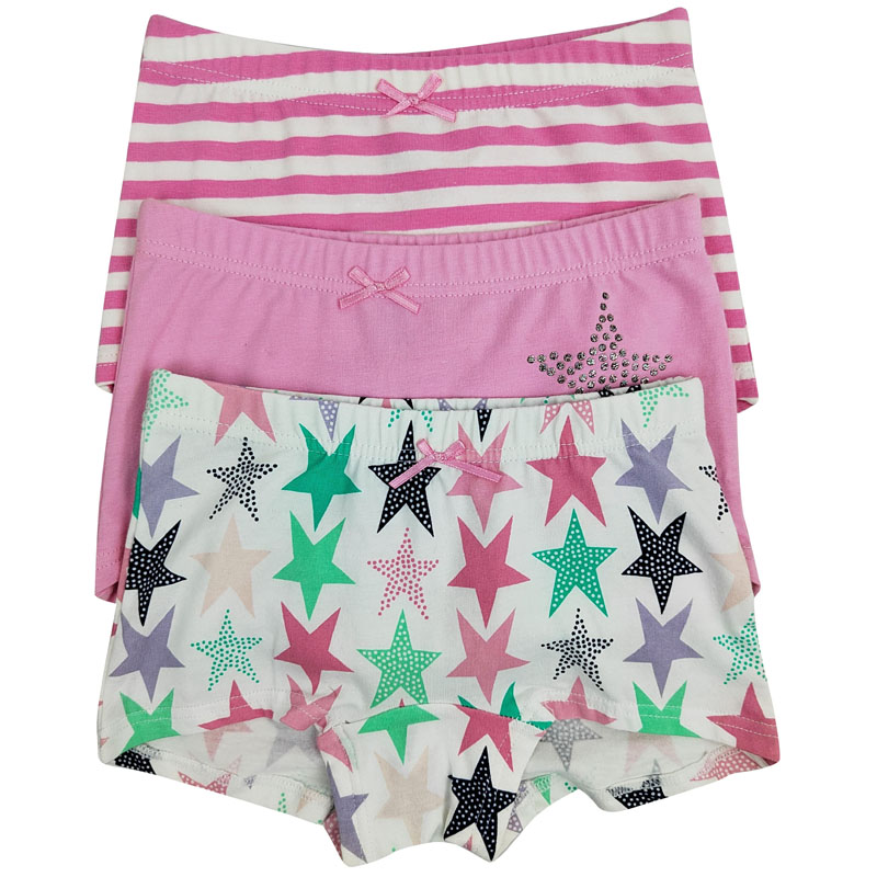 Girl`s boxer brief