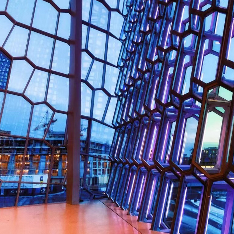 The Evolution of Architectural Glass: From Traditional to Modern Trends