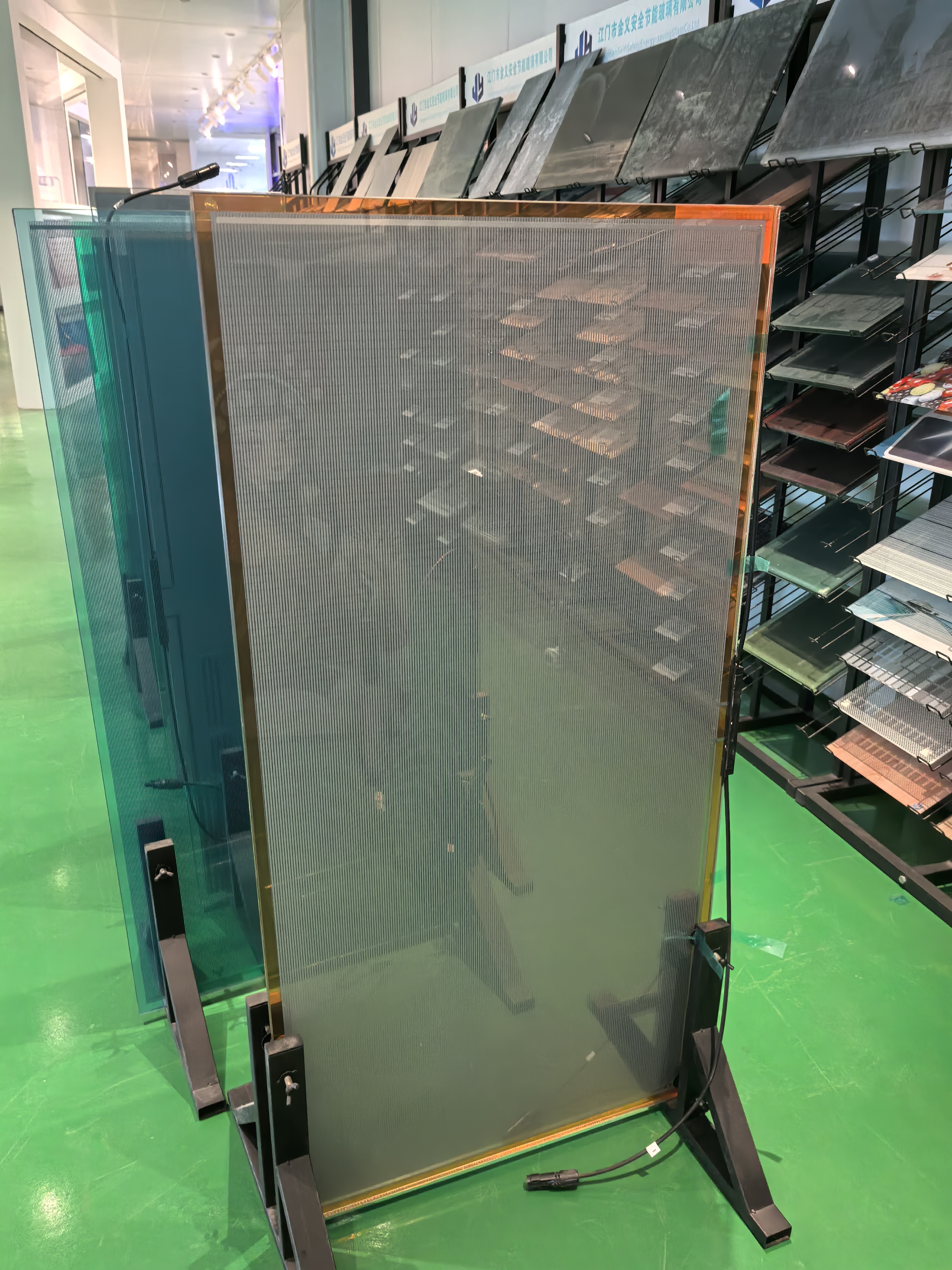 photovoltaic glass panels