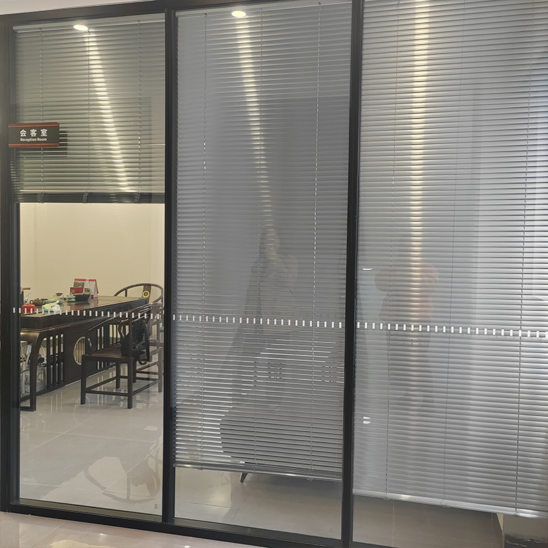 Insulated Blinds Glass: The Master of Light and Shadow in Modern Spaces