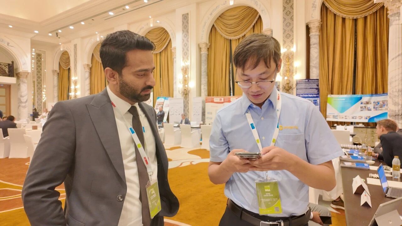 DRY ICE EQUIPMENT DRY ICE EQUIPMENT