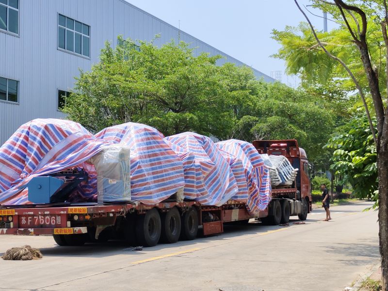 Comprehensive Packaging for Knitting Circular Machines