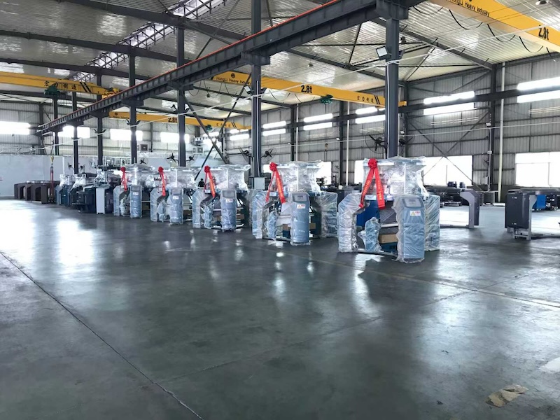 Safe Packing and Smooth Delivery: Circular Knitting Machine Shipped to Customer’s Factory with Full Protection