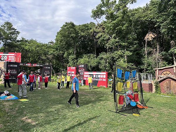 Outdoor Team-Building Activities