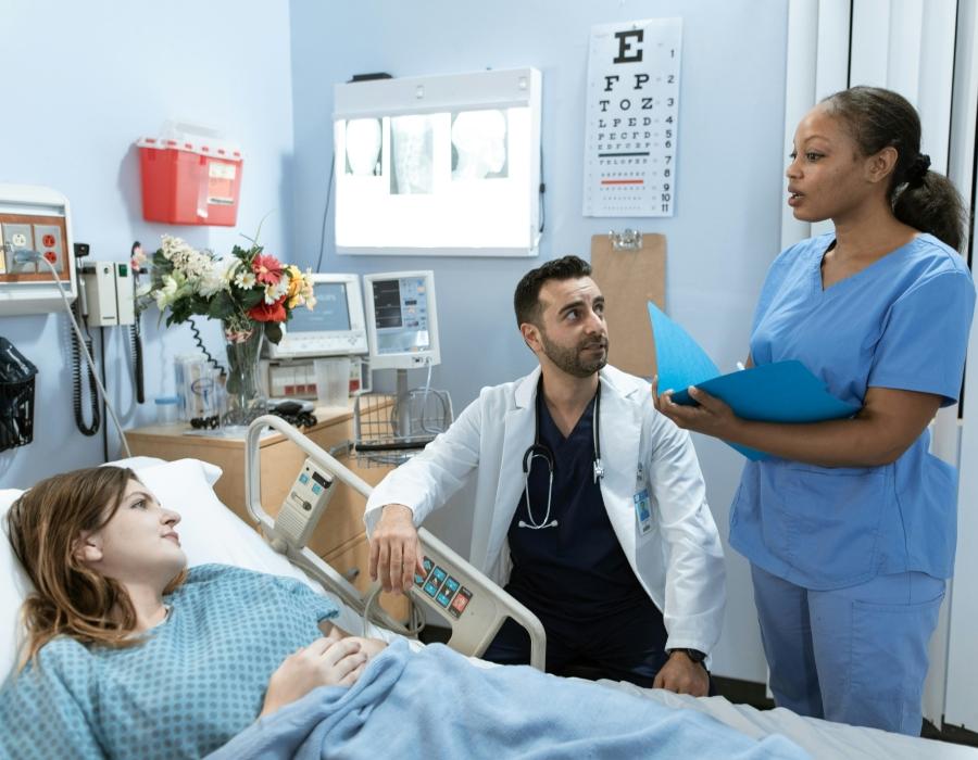 Low Full Electric Nursing Bed