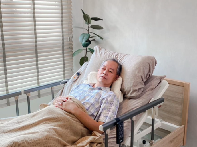 A Comprehensive Guide‌：How to Choose Between Full-Electric and Semi-Electric Beds