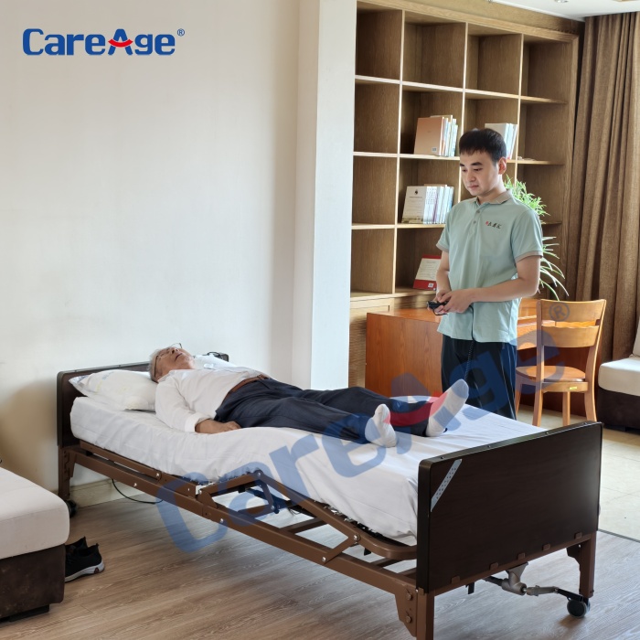 CareAge debuts at Medical Japan exhibition in Tokyo, Japan, revolutionizing the elderly care experience with electric nursing beds