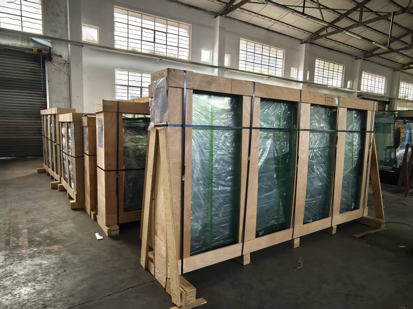 Fire-resistant glass