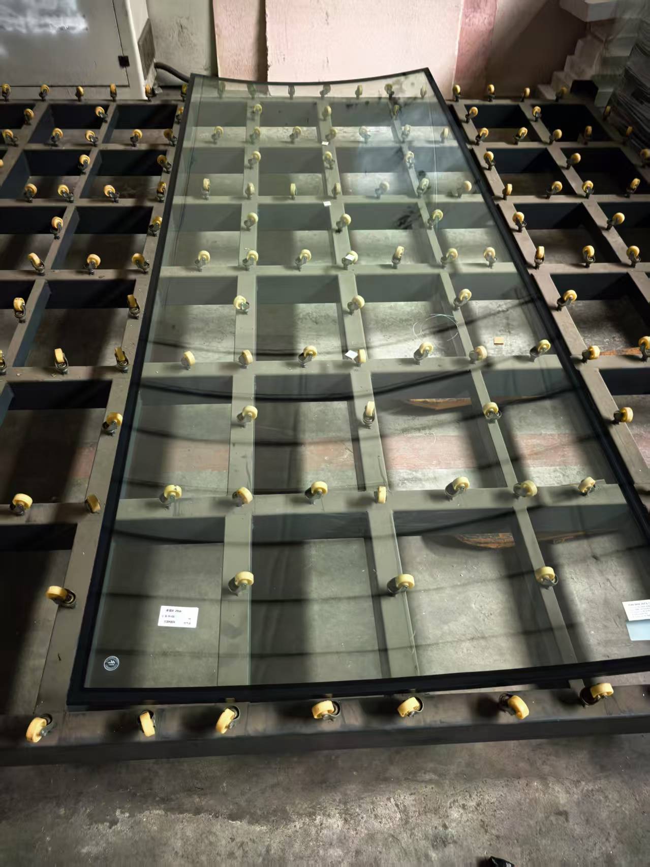 Fire-resistant glass manufacturers