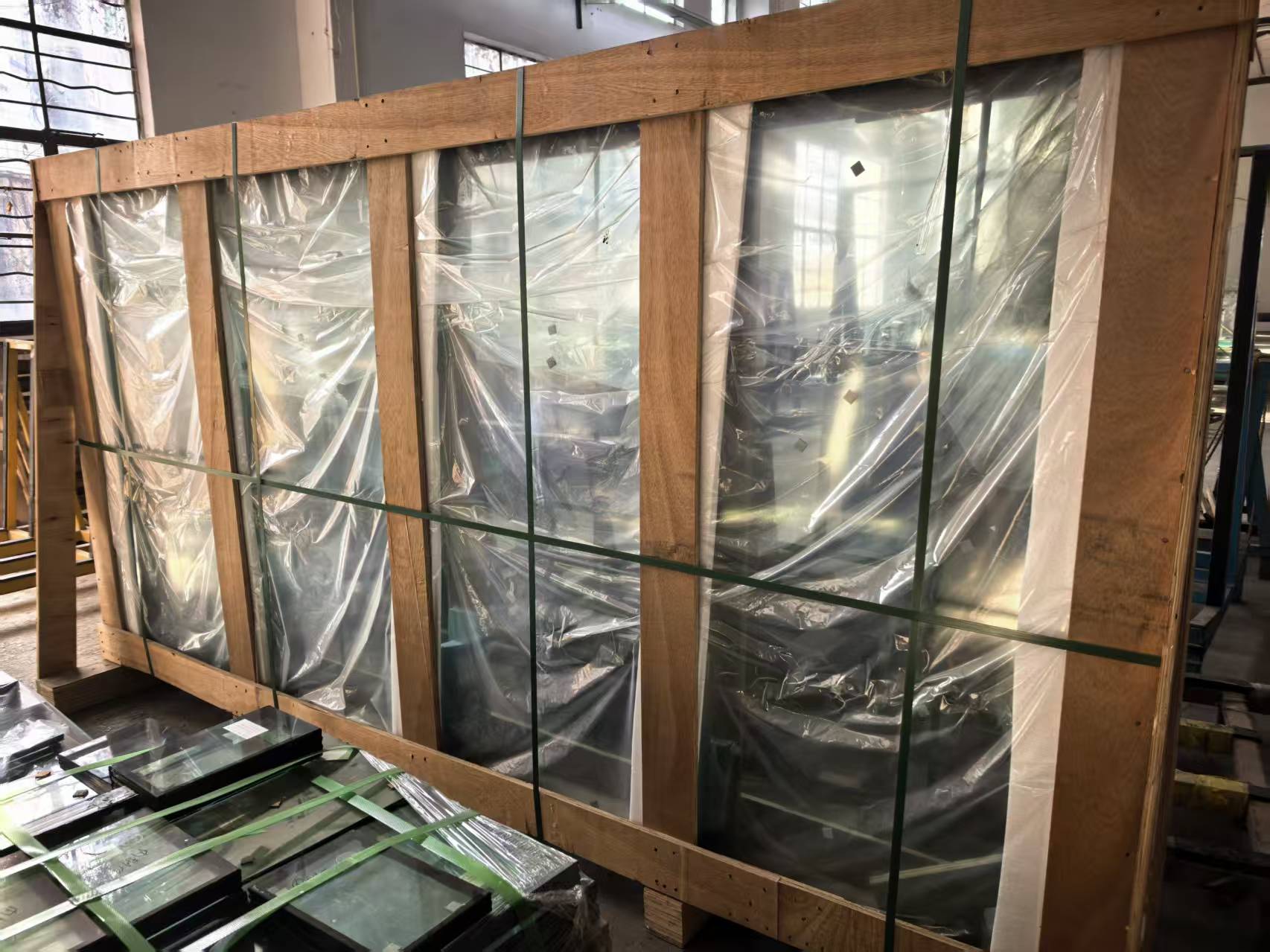 60-minute fire-resistant glass 60-minute fire-resistant glass