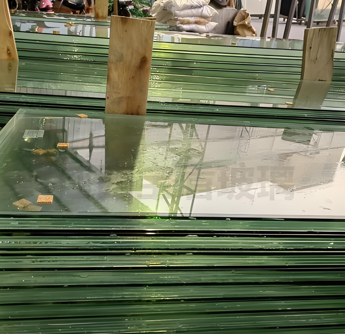 Earthquake proof fire glass