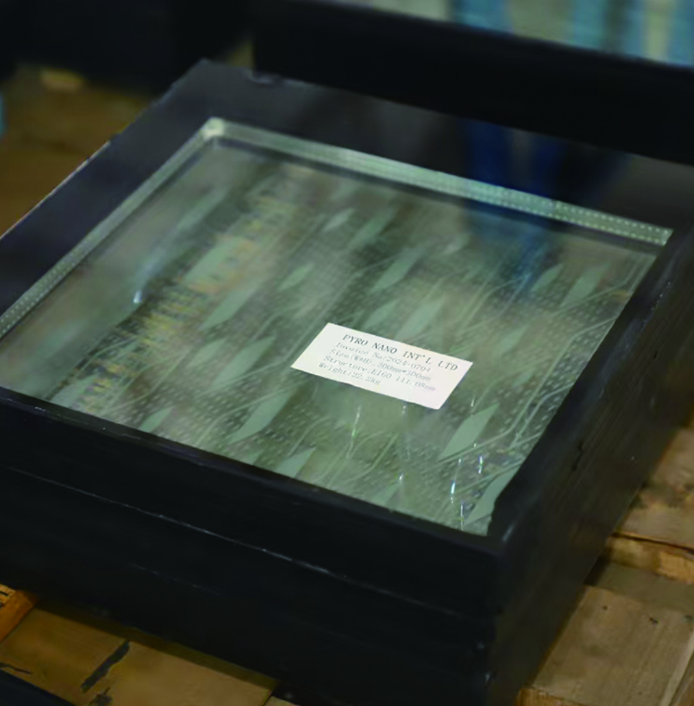 large-format fire-resistant glazing