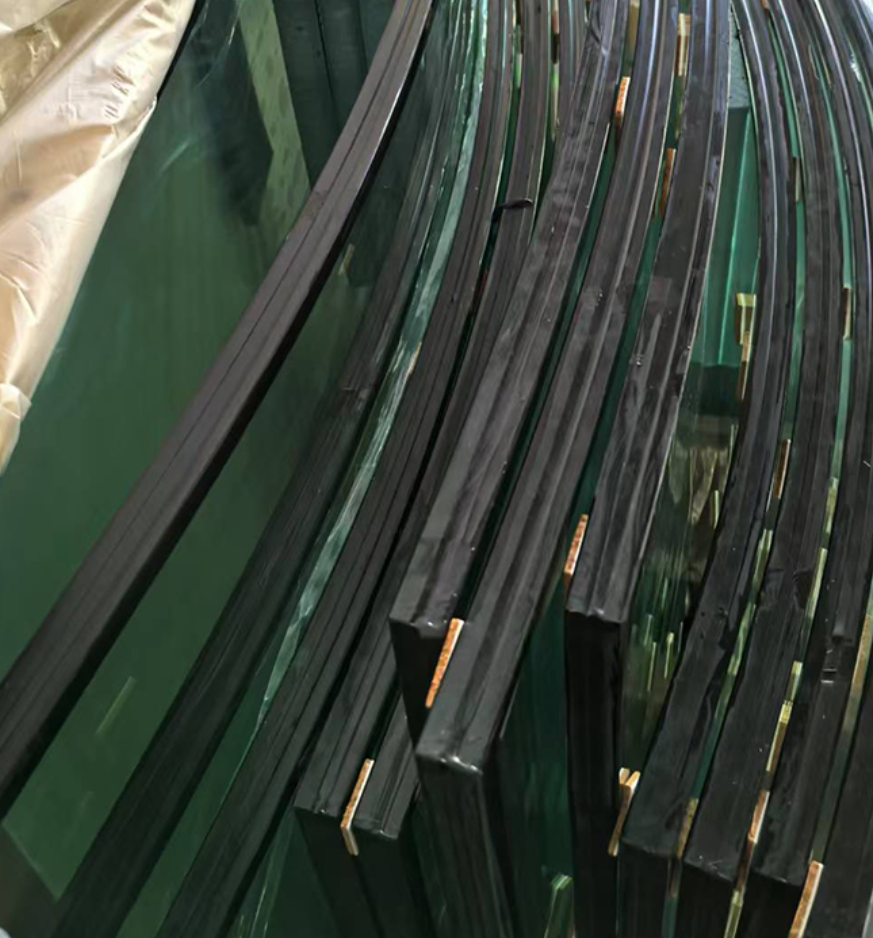 Curved Fire-Resistant Glass Curved Fire-Resistant Glass