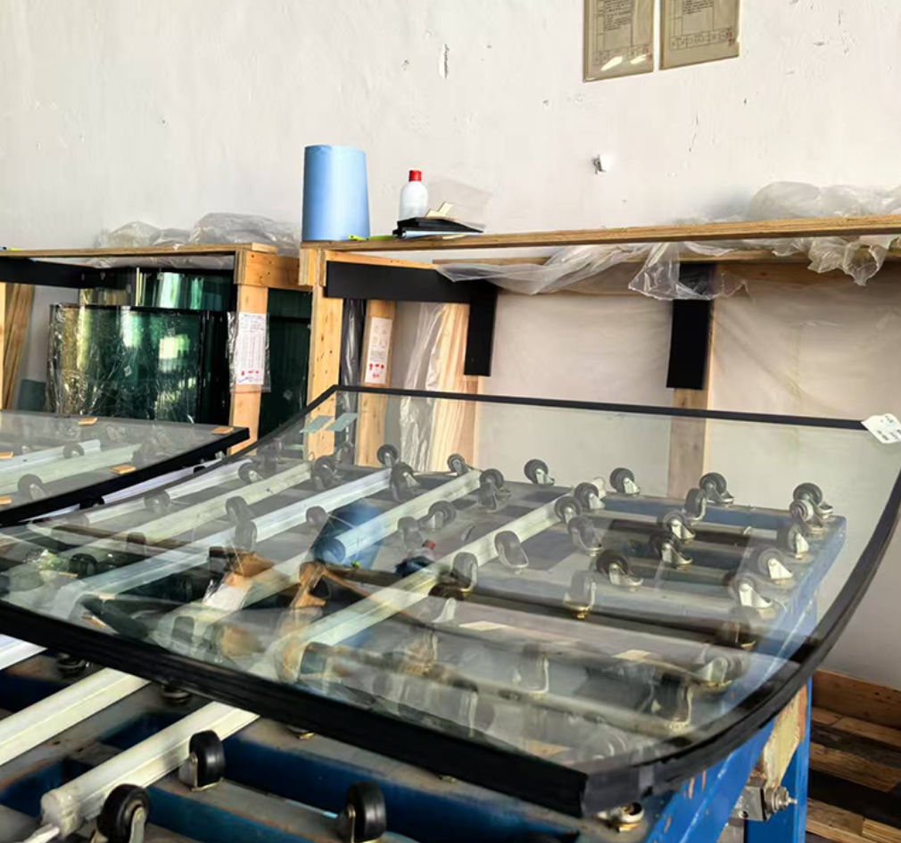 Curved Fire-Rated Glass Curved Fire-Rated Glass