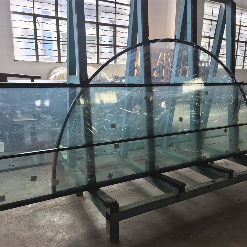 Semicircular NANOFLAM EI60 Fire-Resistant Glass
