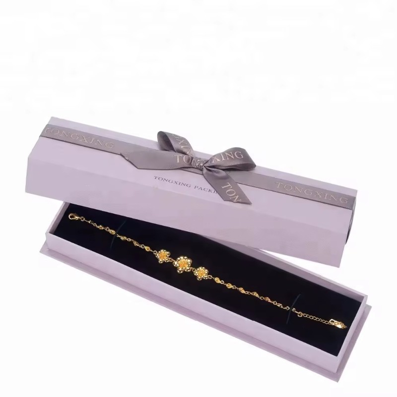 custom logo luxury jewelry packaging bracelet box
