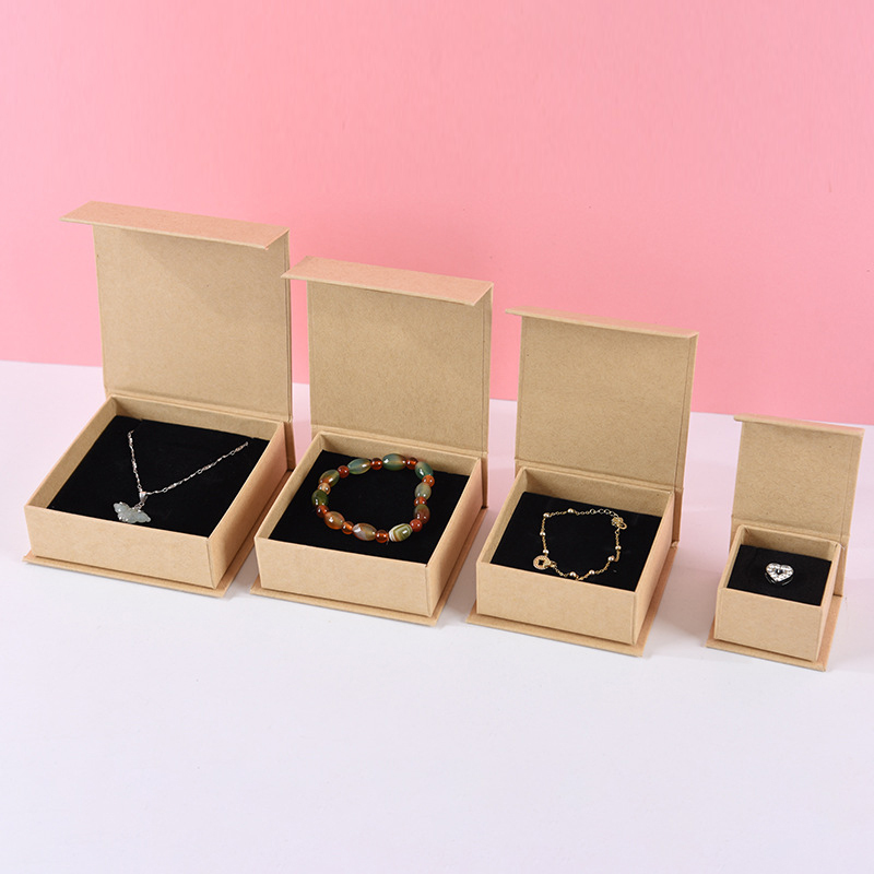 custom magnet flip top jewelry box with sponge liner