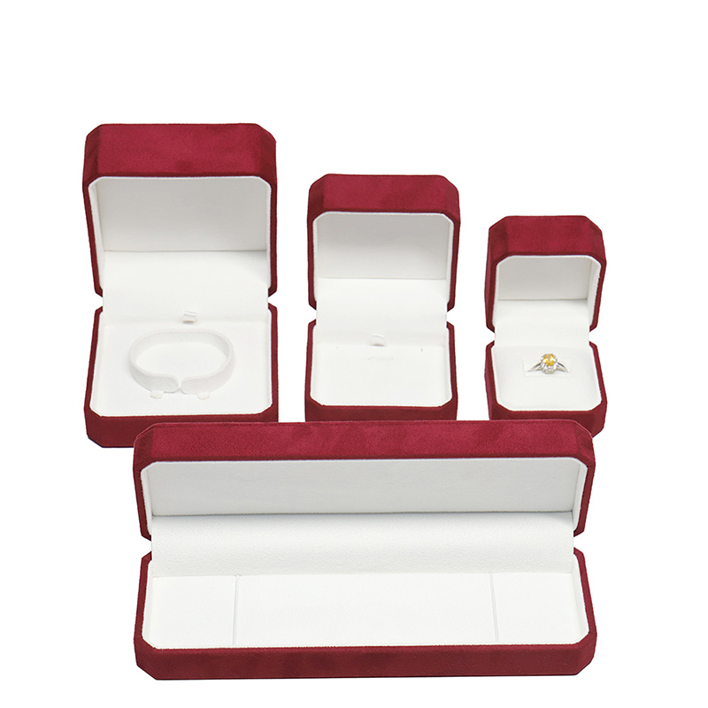 velvet ring boxes