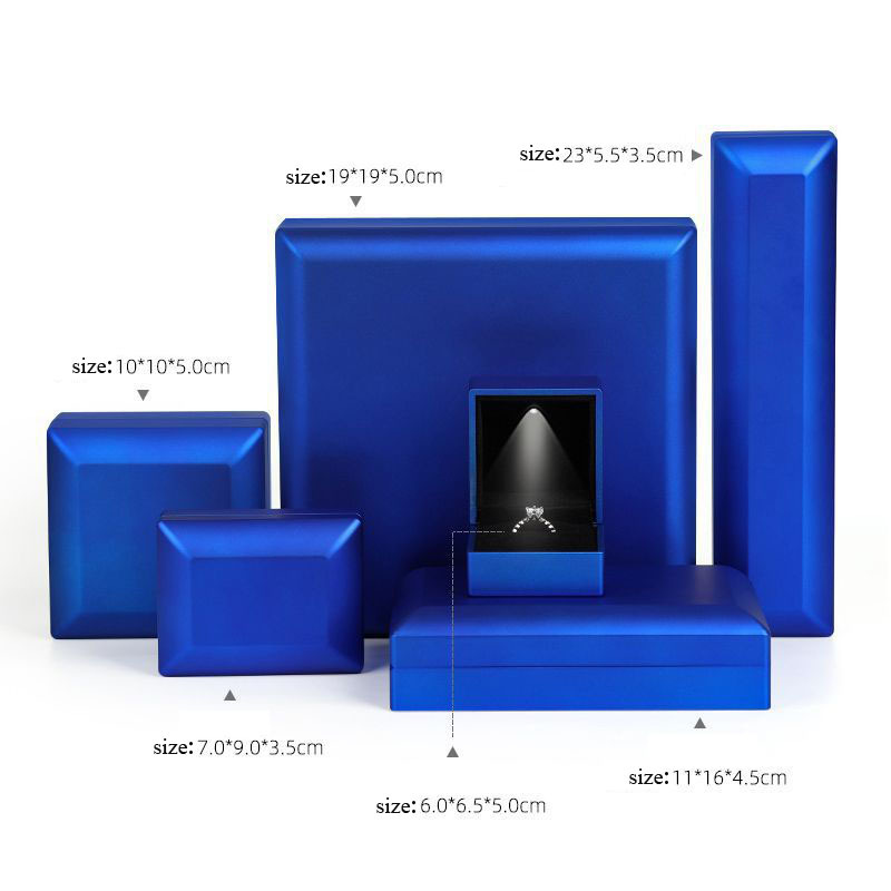 Led light plastic box with velvet inset