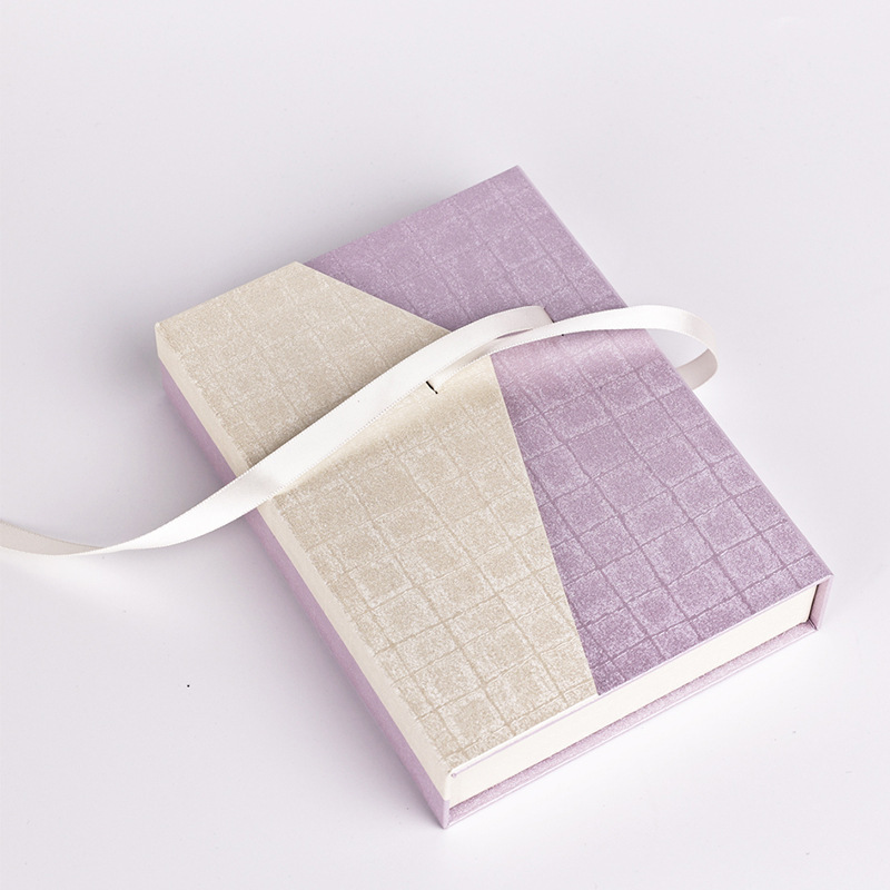 slight purpule jewelry packaging paper box with ribbon