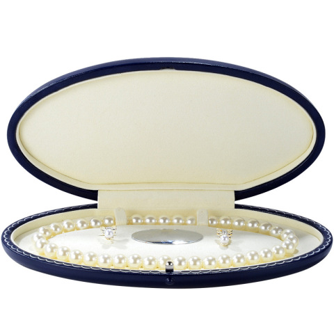 oval elite leather box for pearl jewelry