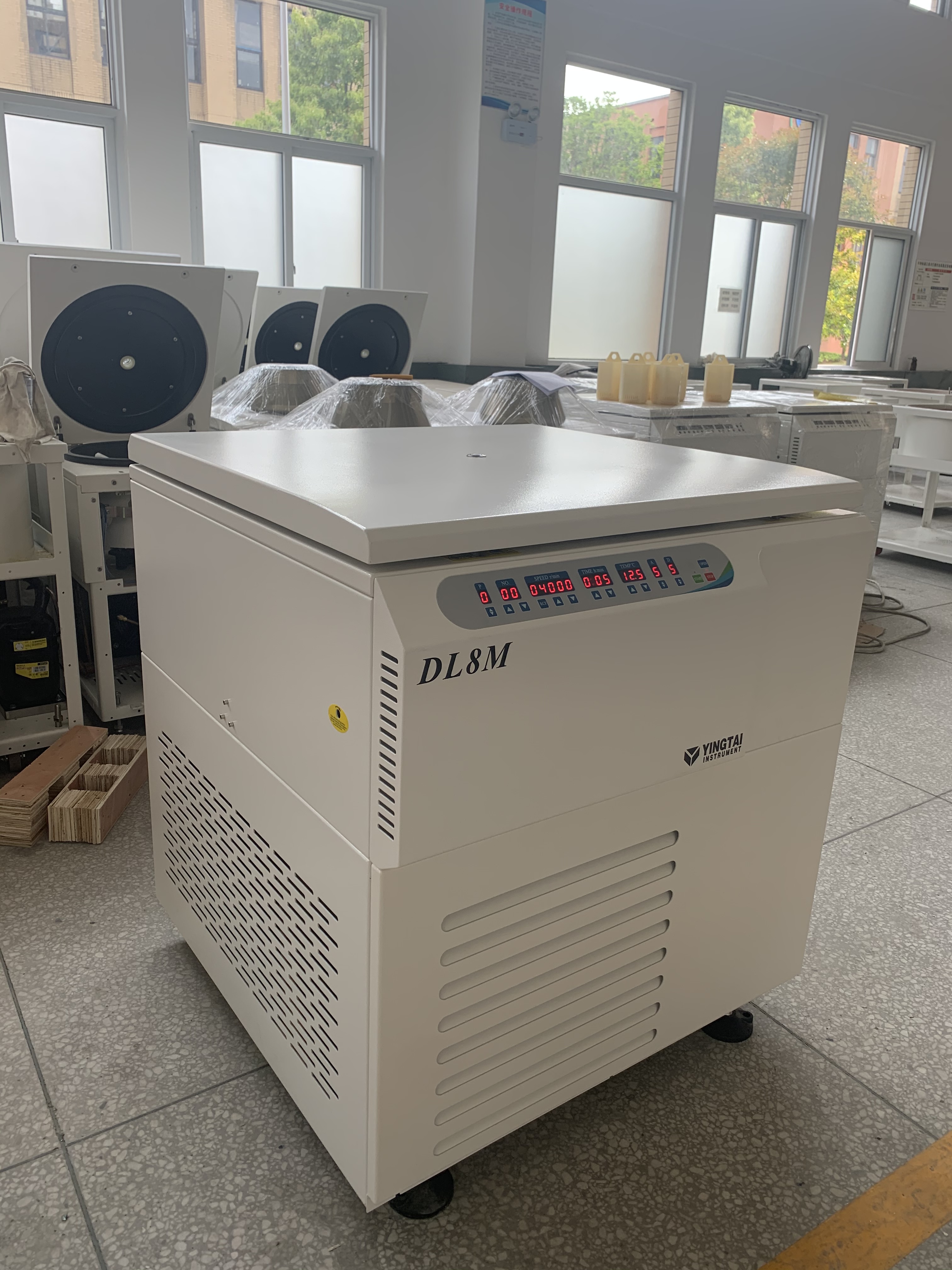 blood bank centrifuge