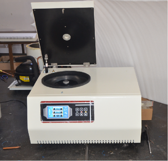 Benchtop High Speed Refrigerated Lab Centrifuge TGL-24M/22M