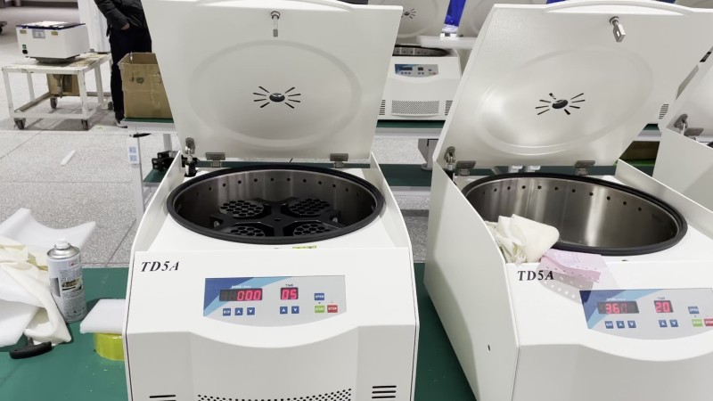 5000rpm benctop Low Speed Microplater Elisa Lab Centrifuge TD5B