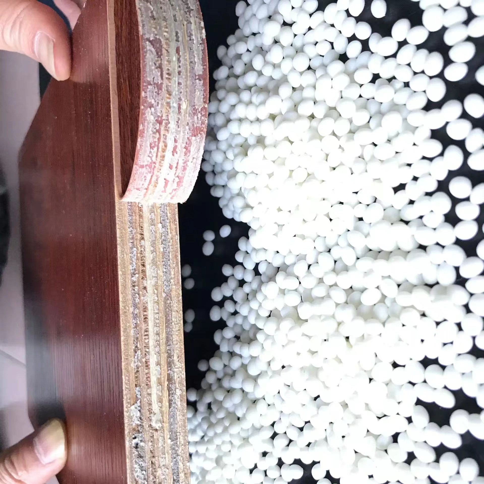 hot melt adhesiv edge seaing