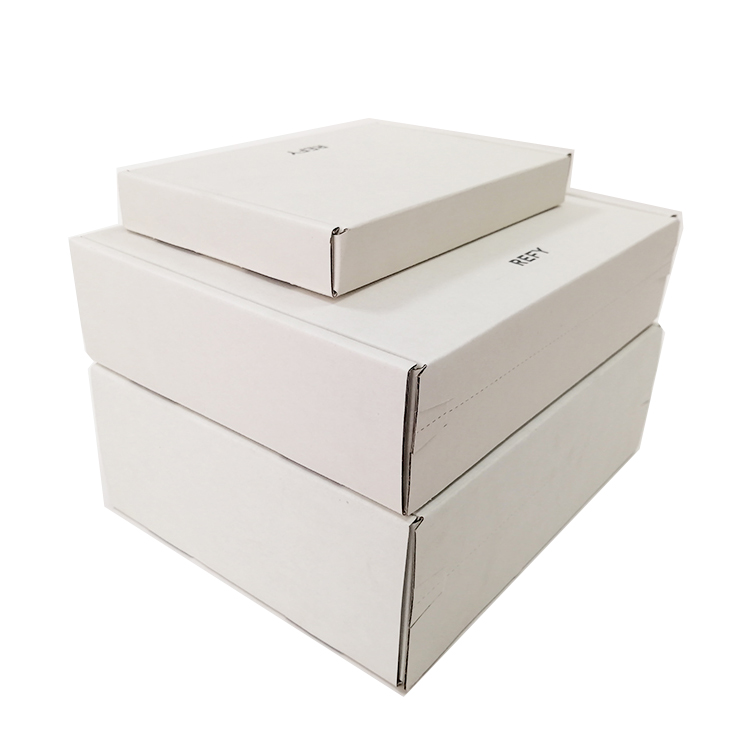 Pourquoi les boîtes en carton sont une solution d'emballage durable