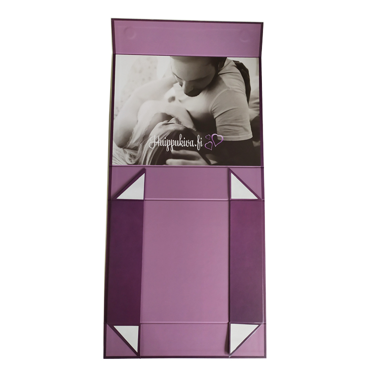 Strong quality matte laminated folding cardboard Cardboard Deluxe Black Gift Transport Gift wrap box with magnetic close