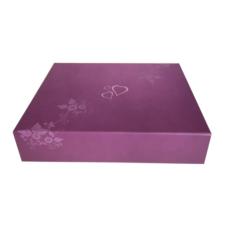 Strong quality matte laminated folding cardboard Cardboard Deluxe Black Gift Transport Gift wrap box with magnetic close