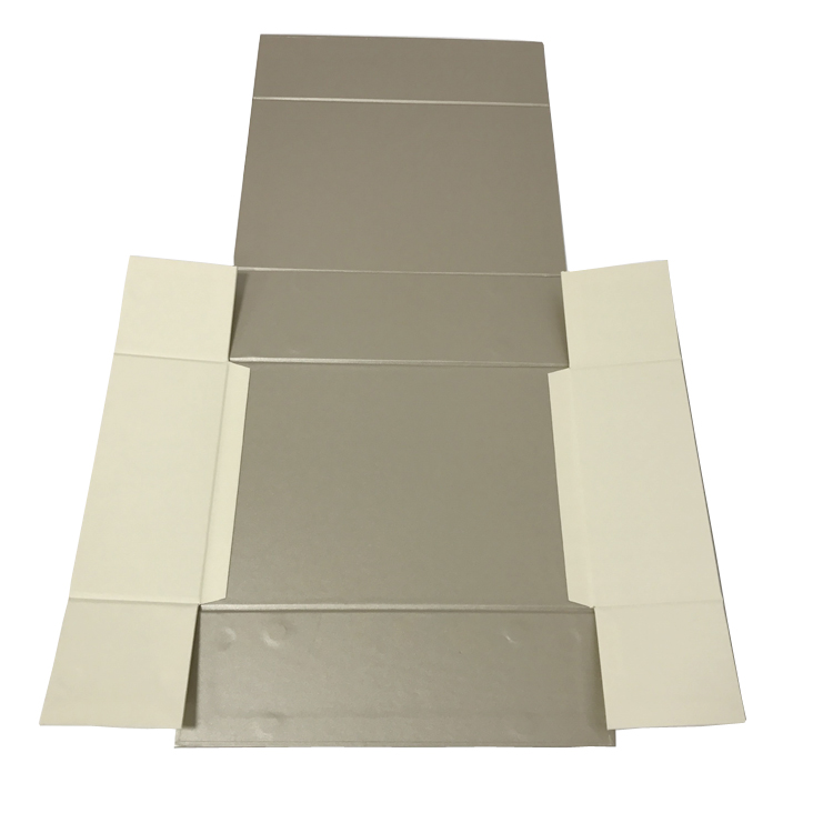 Custom Recycled Cardboard Gift Boxes Foldable Magnetic Closure Stamped Paperboard Eco-Friendly Stylish Packaging Paper Products