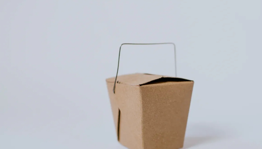 La tendance à la « papierisation » : les boîtes en papier gagnent-elles la guerre contre les emballages en plastique ?