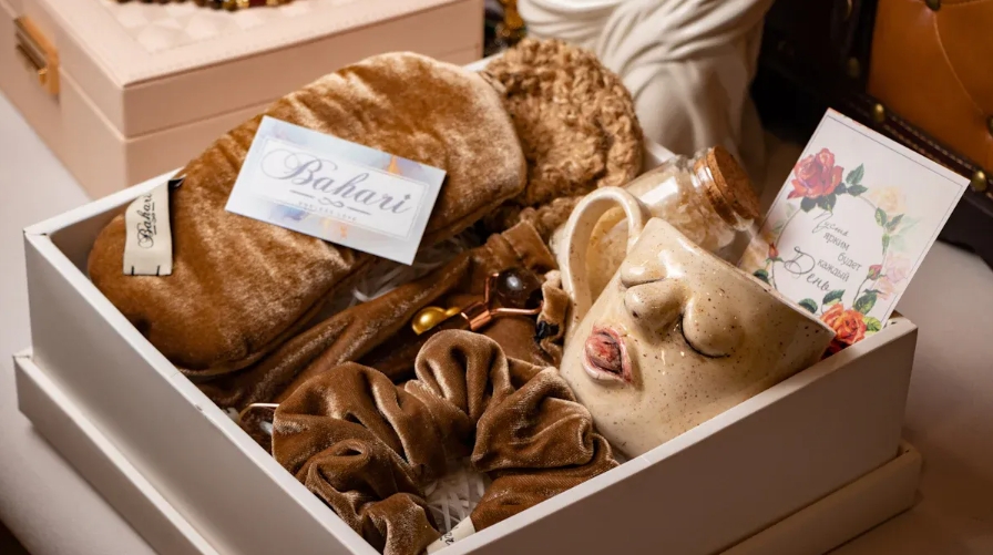 Die Kunst der Personalisierung in luxuriösen Papierboxen von YiXin Printing