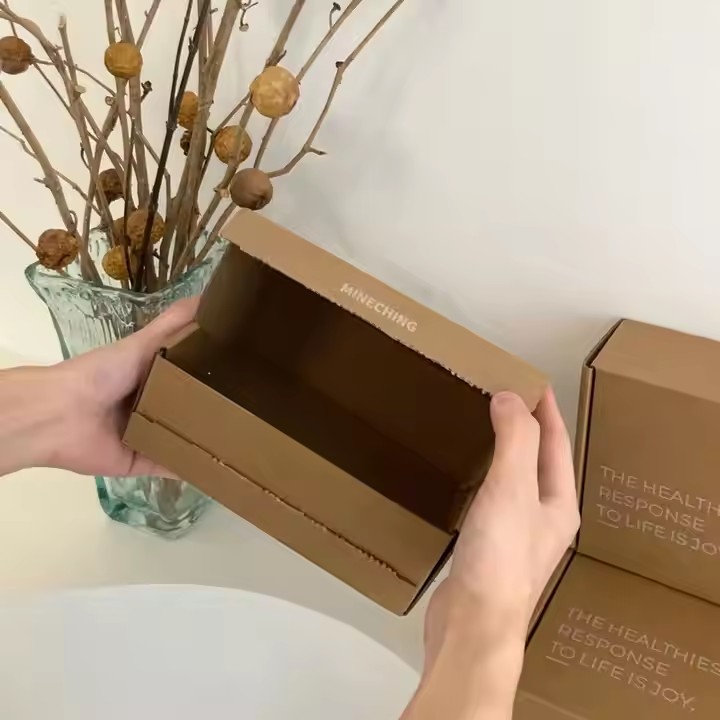 Customized Corrugated Cardboard Mailer Box Tear-Off Strip Zipper Tear-open Design Embossed Vanishing Printing Handling Options
