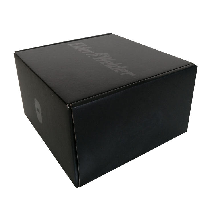 Environmental Recycling Black Corrugated Paper Clothing Packaging and Shipping Box