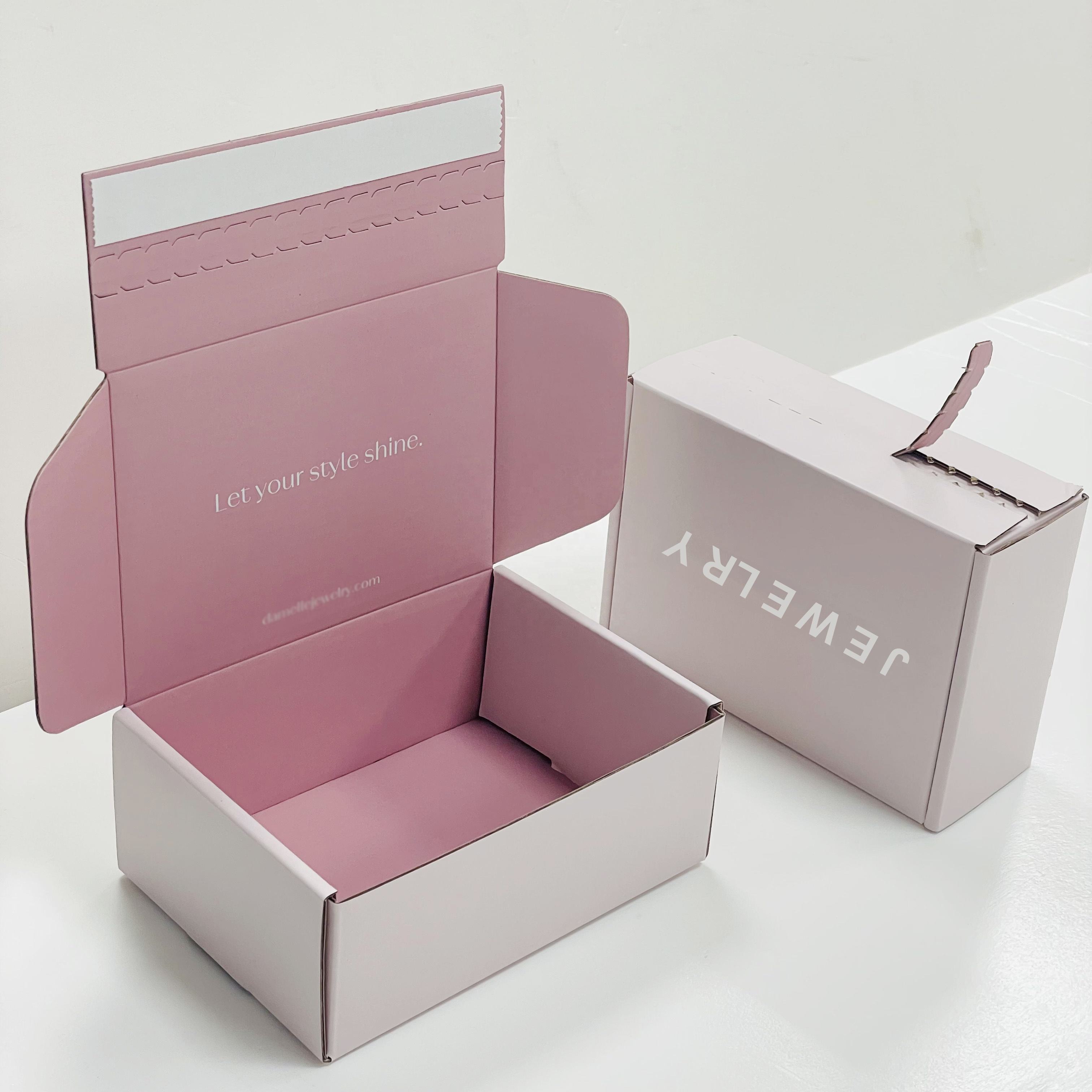 Recycled Zipper Mailer Boxes