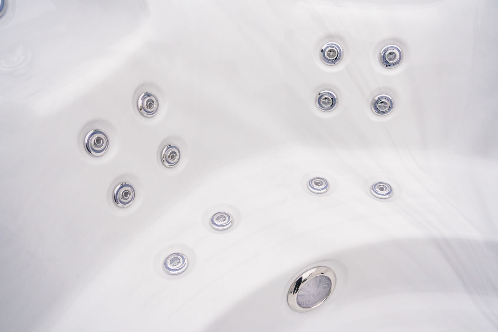 5.8m outdoor garden leisure swim spas