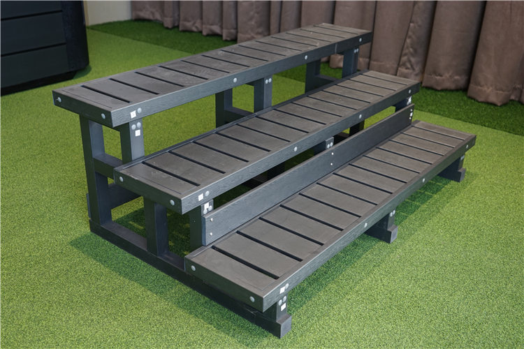 Anti slip 2 tier outdoor spa hot tub steps