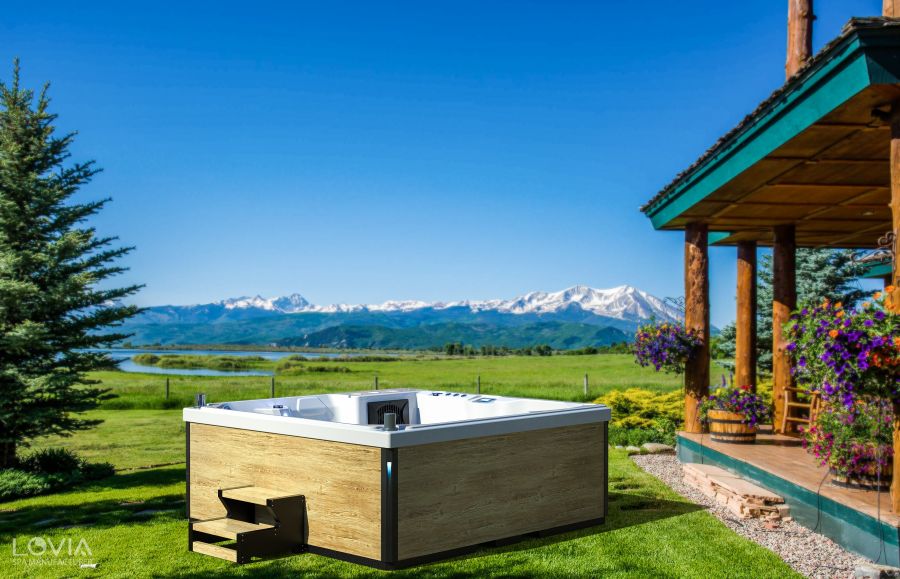 How to choose the heater type for outdoor hot tub?