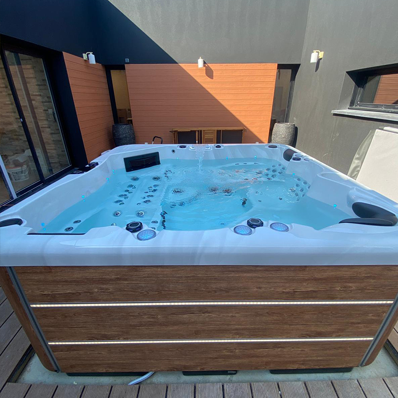 Does The Home Hot Tub Have The Function Of Relieving Headache