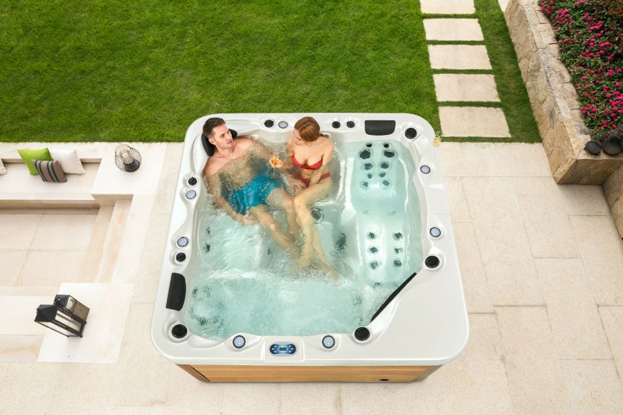 The make-up of outdoor spas