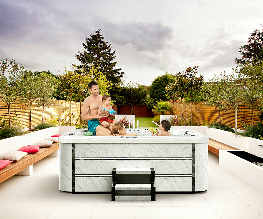 Does Your whirlpool spa Have Hard Water Issues? 3 Steps to Battle Scaling