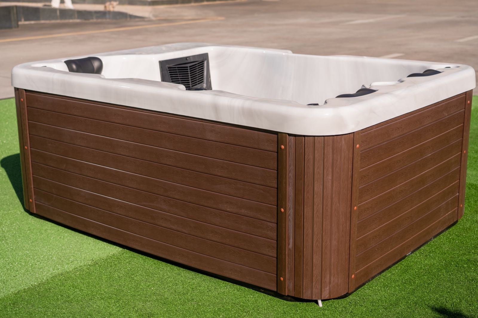 31 Jets acrylic family massage whirlpool hot tub